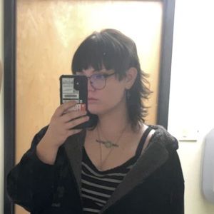Meet your Posher, Sierra